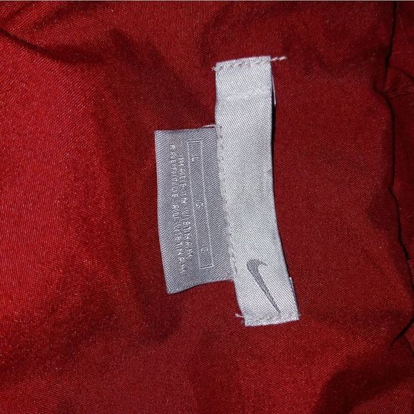 Nike Unisex Windbreaker/Light Weight Jacket - Picture 6 of 6
